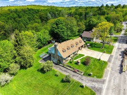 2084 Ch. de Val-des-Lacs Sainte-Sophie, QC J5J 2S8